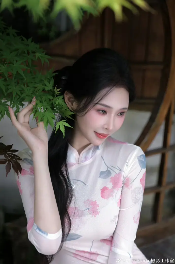 游戏汽车交互界面